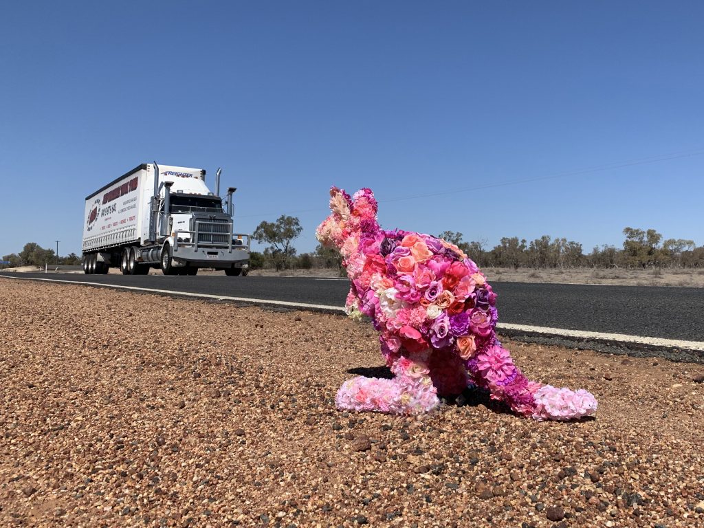 Kangaroo sculpture by Karen Golland on Kamilaroi Highway